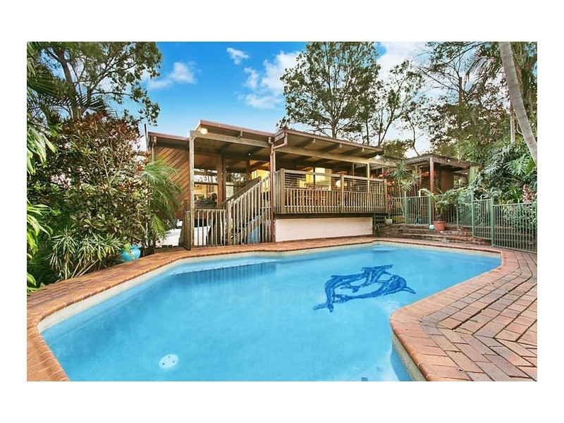 10 Jenkinson Street, Indooroopilly QLD 4068