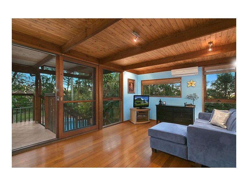 10 Jenkinson Street, Indooroopilly QLD 4068