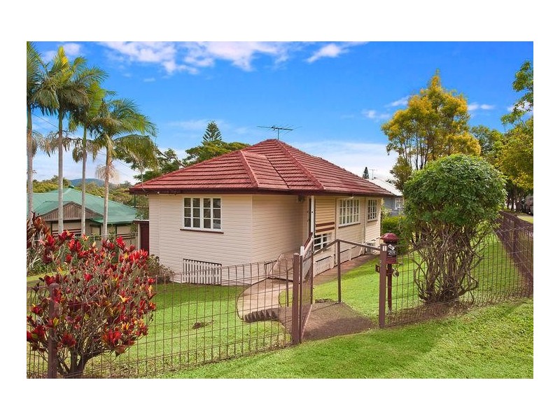 1 Grimstone Street, Keperra QLD 4054