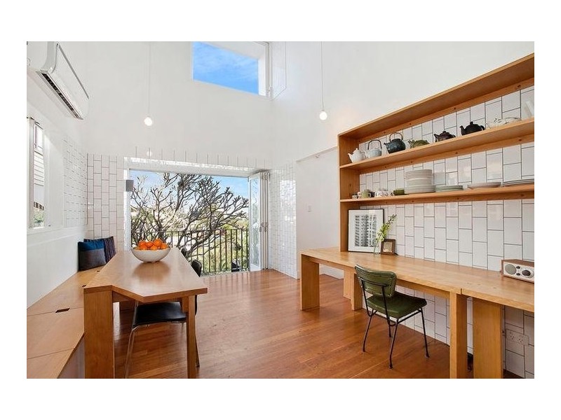 90 Enoggera Terrace, Red Hill QLD 4059