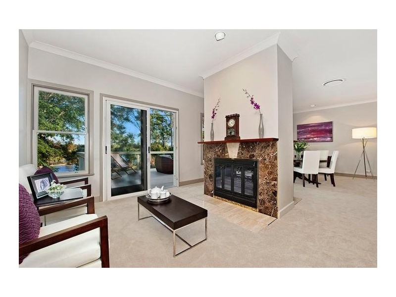 159 Gem Road, Kenmore QLD 4069