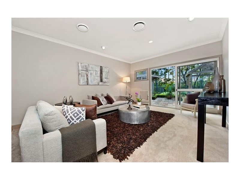 159 Gem Road, Kenmore QLD 4069