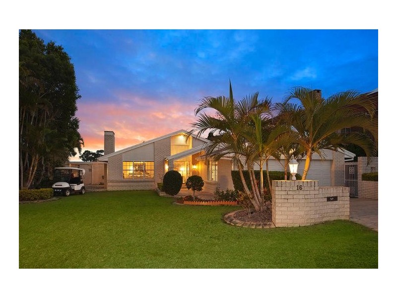 16 Carnoustie Court, Indooroopilly QLD 4068