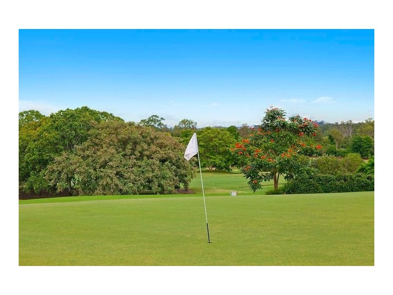 16 Carnoustie Court, Indooroopilly QLD 4068