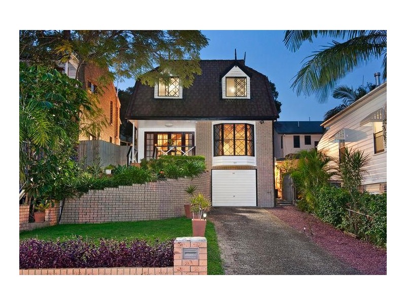 13 Orchard Street, Toowong QLD 4066
