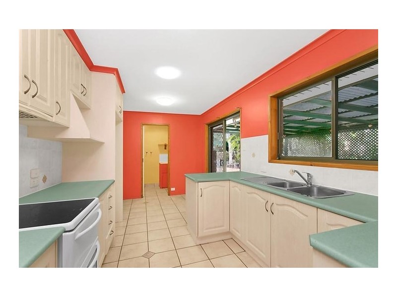 10 Essex Court, Bellbird Park QLD 4300