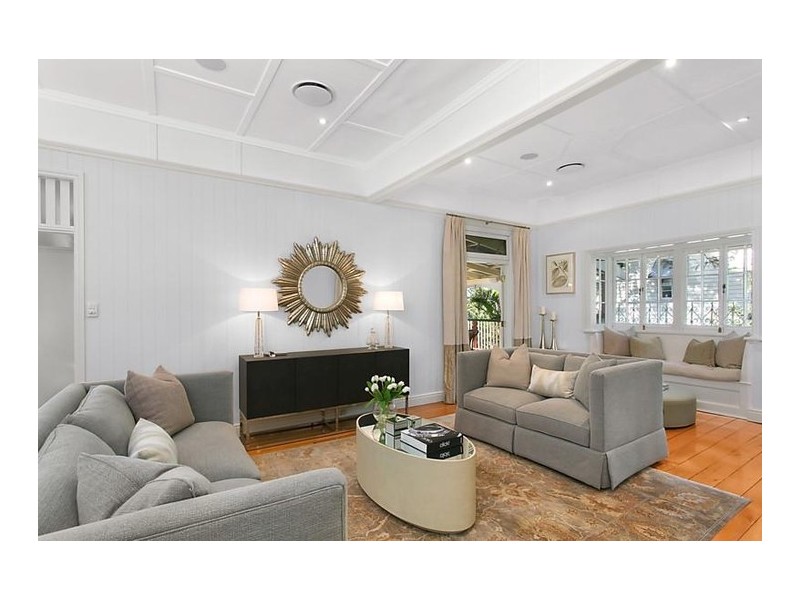 39 Prospect Street, Sherwood QLD 4075