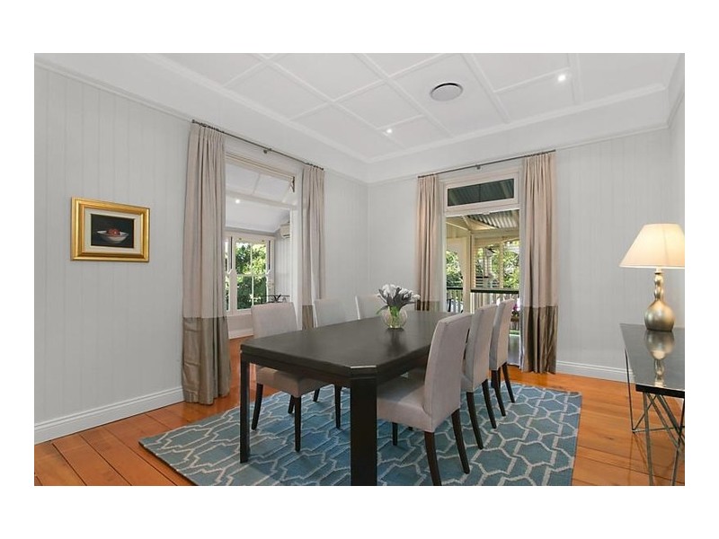 39 Prospect Street, Sherwood QLD 4075