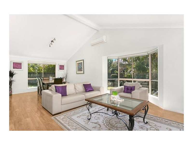 7 Warenda Close, Middle Park QLD 4074