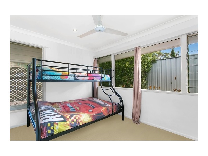 8 Brownie Street, Jamboree Heights QLD 4074