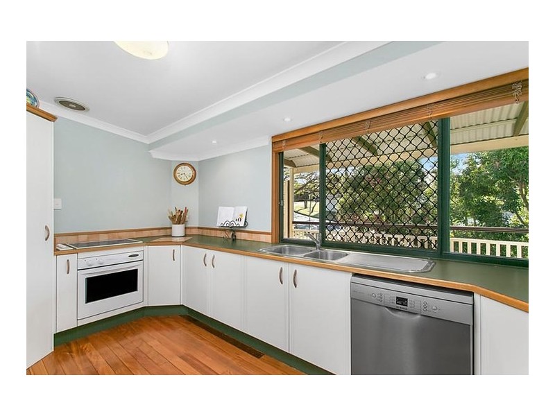 56 Burns Parade, Chapel Hill QLD 4069