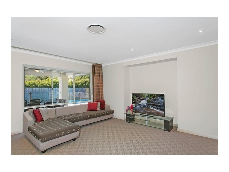11 Patricia Drive, The Gap QLD 4061
