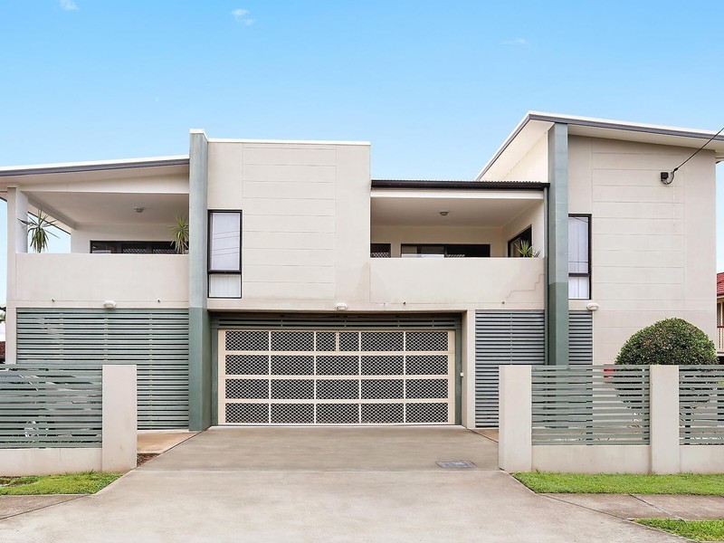 2/8 School Road, Stafford QLD 4053