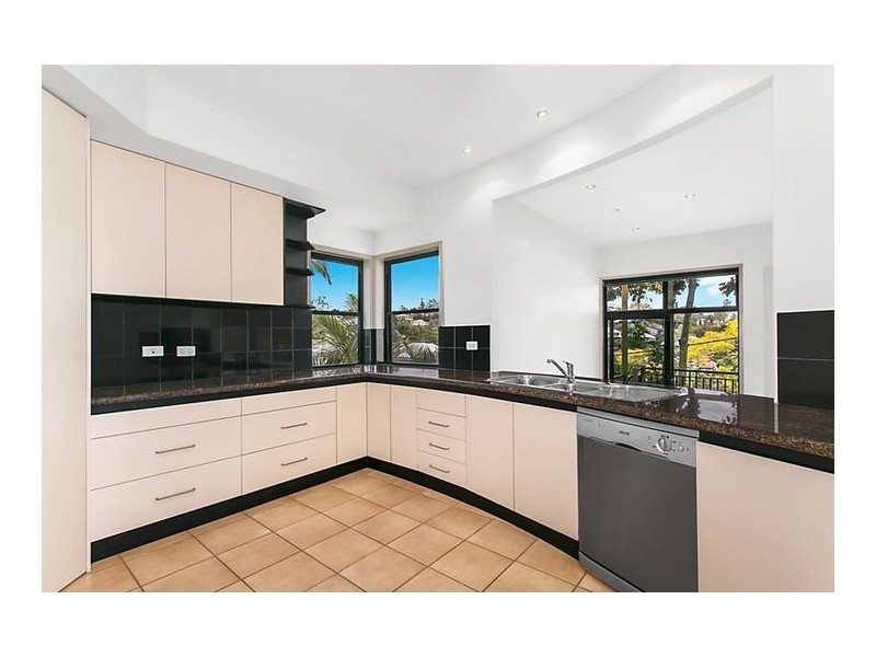 12 Owen Lane, Auchenflower QLD 4066