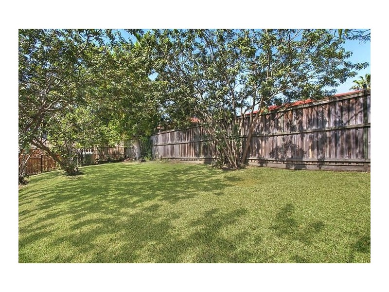 10 Donatello Street, Fig Tree Pocket QLD 4069