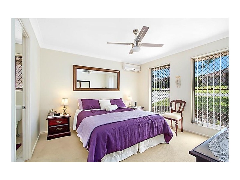 13 Cobourg Street, Forest Lake QLD 4078