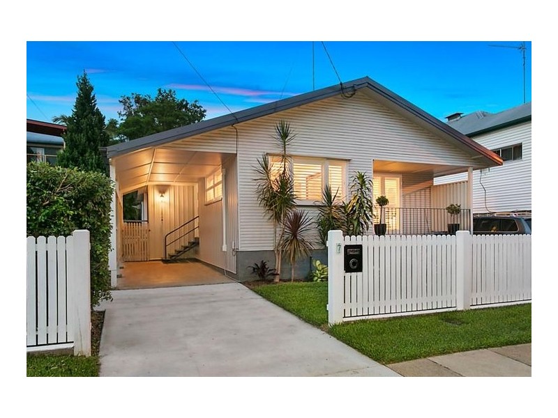 7 Orchard Street, Toowong QLD 4066