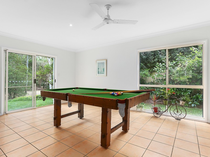 19 Friary Fields Court, Kenmore Hills QLD 4069