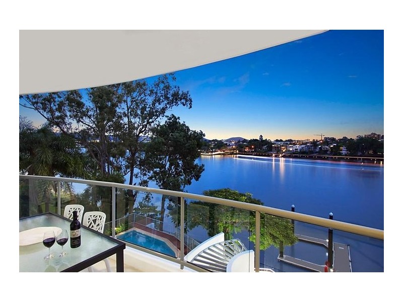 8/100 Macquarie Street, St Lucia QLD 4067