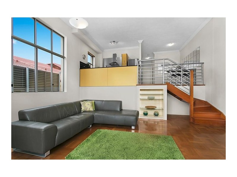 2/23 Musgrave Road, Indooroopilly QLD 4068