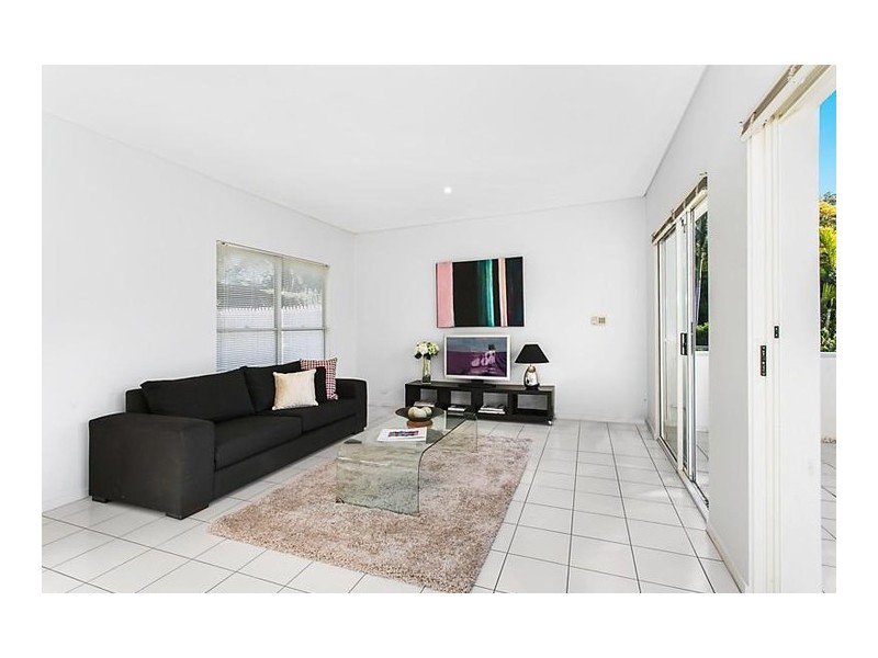14 Martens Place, Brookfield QLD 4069
