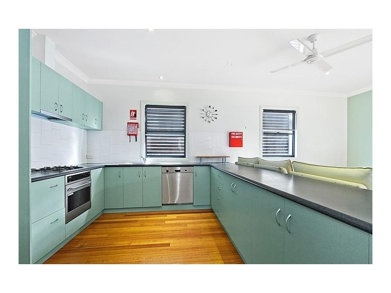 17 Wilkins Street East, Annerley QLD 4103