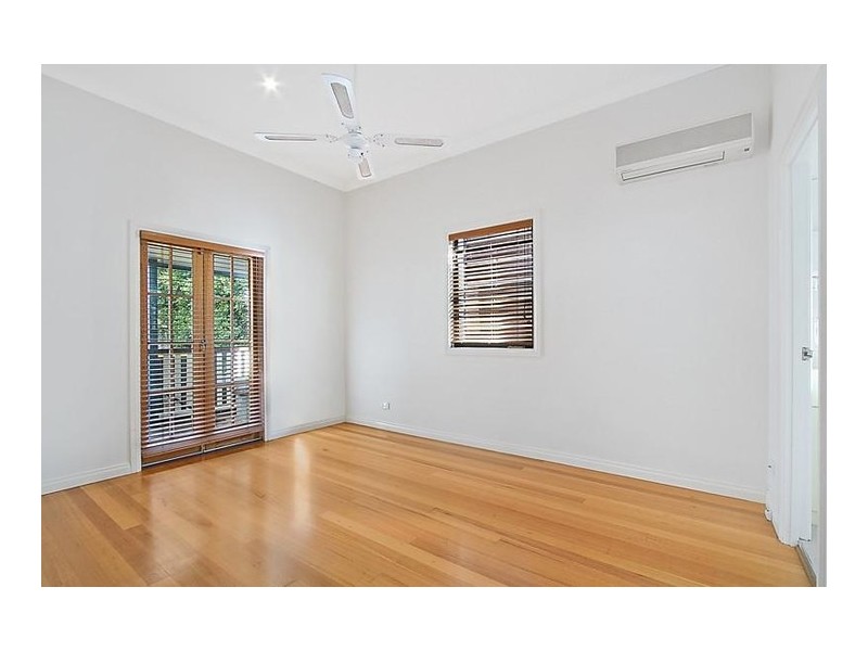 17 Wilkins Street East, Annerley QLD 4103