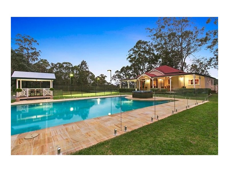 75 Red Cedar Road, Pullenvale QLD 4069