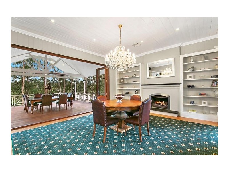 75 Red Cedar Road, Pullenvale QLD 4069