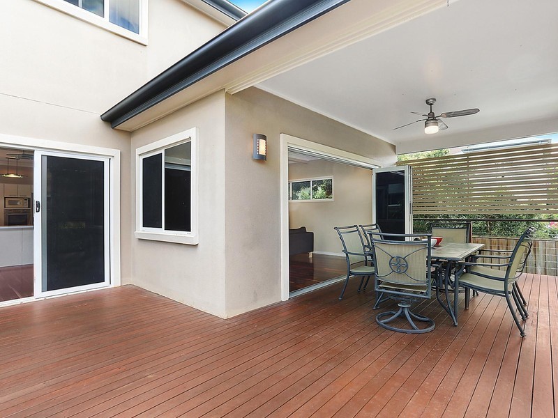 15 Ward Street, Indooroopilly QLD 4068