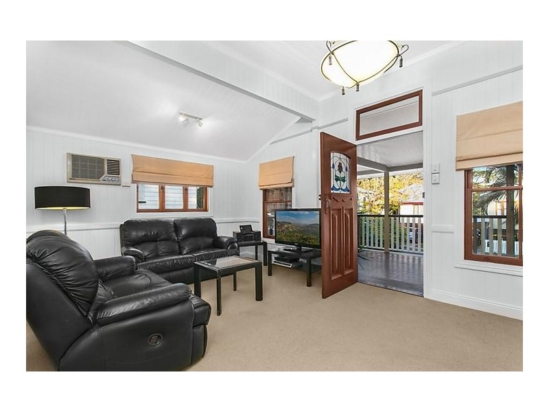 24 Vera Street, Toowong QLD 4066