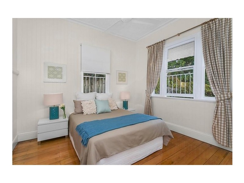 56 Lucinda Street, Taringa QLD 4068