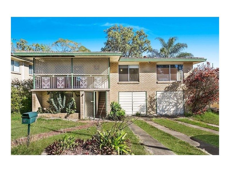 60 Dandenong Road, Jamboree Heights QLD 4074