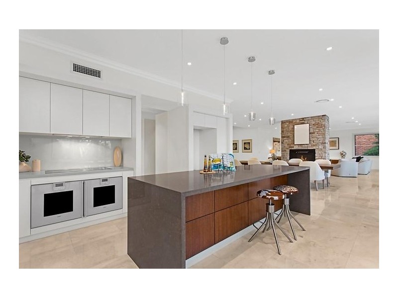 41 Glencairn Avenue, Indooroopilly QLD 4068