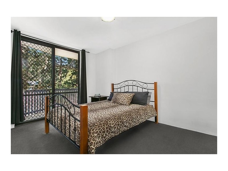 2/26 Rylatt Street, Indooroopilly QLD 4068