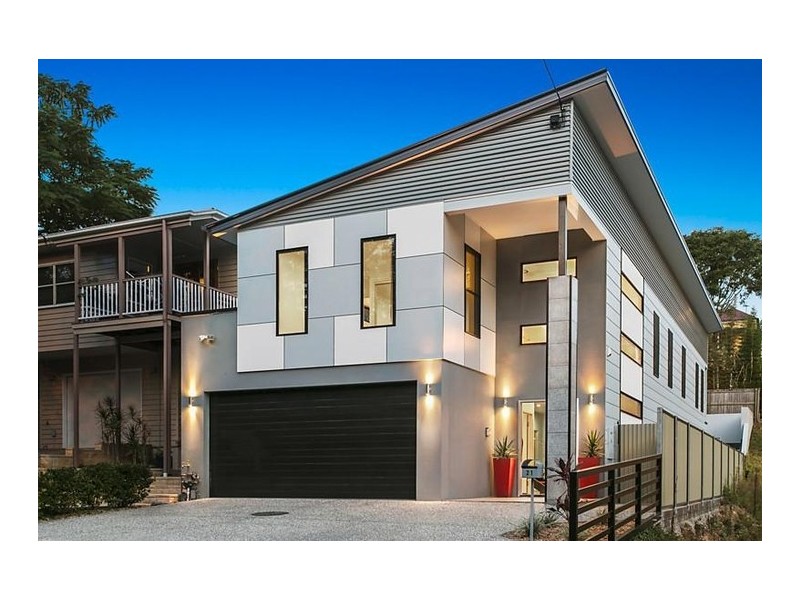 21 Kenton Street, Chapel Hill QLD 4069