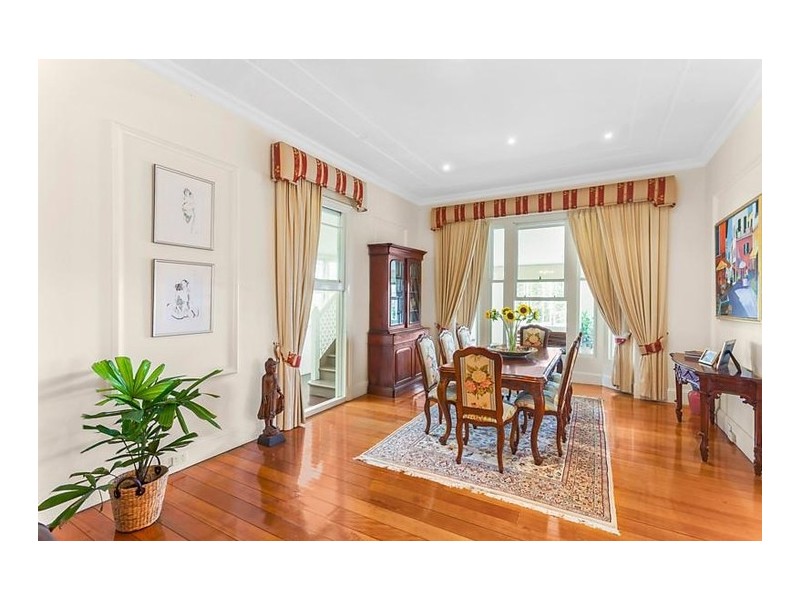 60 Riverview Terrace, Hamilton QLD 4007