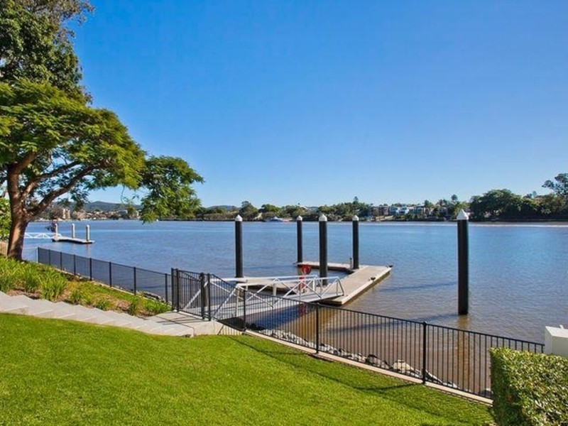 11/100 Macquarie Street, St Lucia QLD 4067