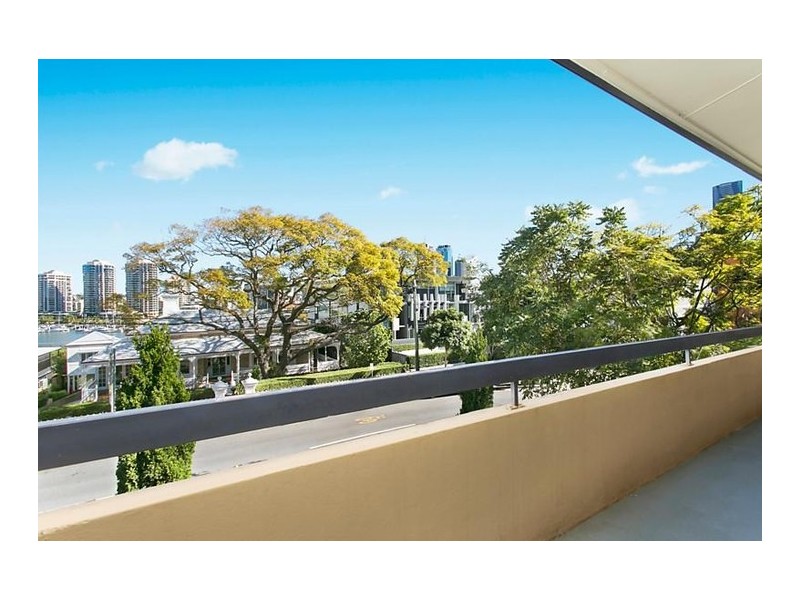 5/81 Barker Street, New Farm QLD 4005