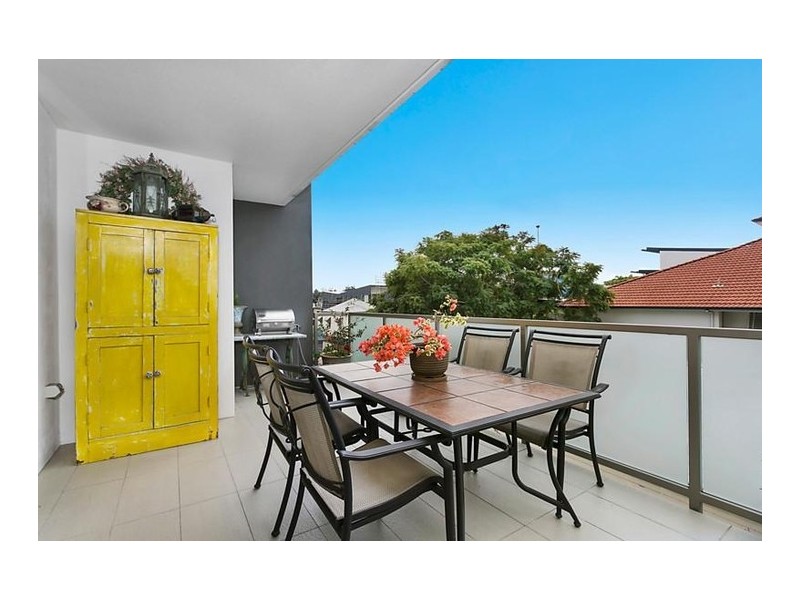 13/145 Sydney Street, New Farm QLD 4005