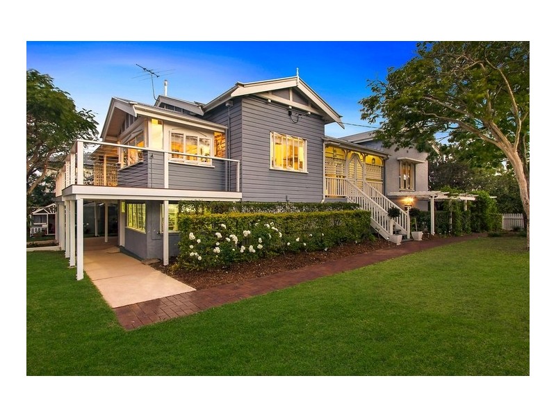 143 Waverley Road, Taringa QLD 4068