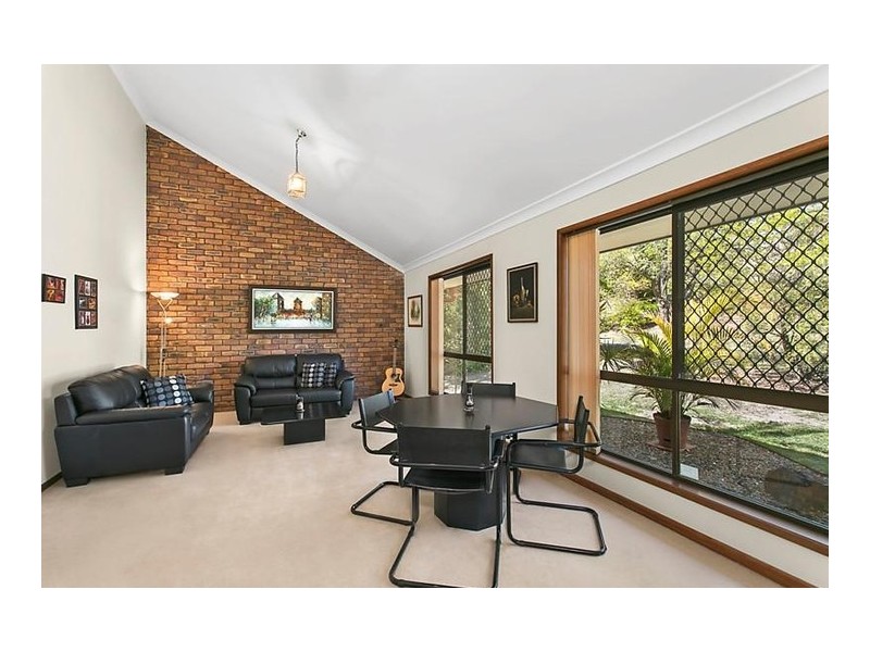 4 Donnelly Court, Sinnamon Park QLD 4073