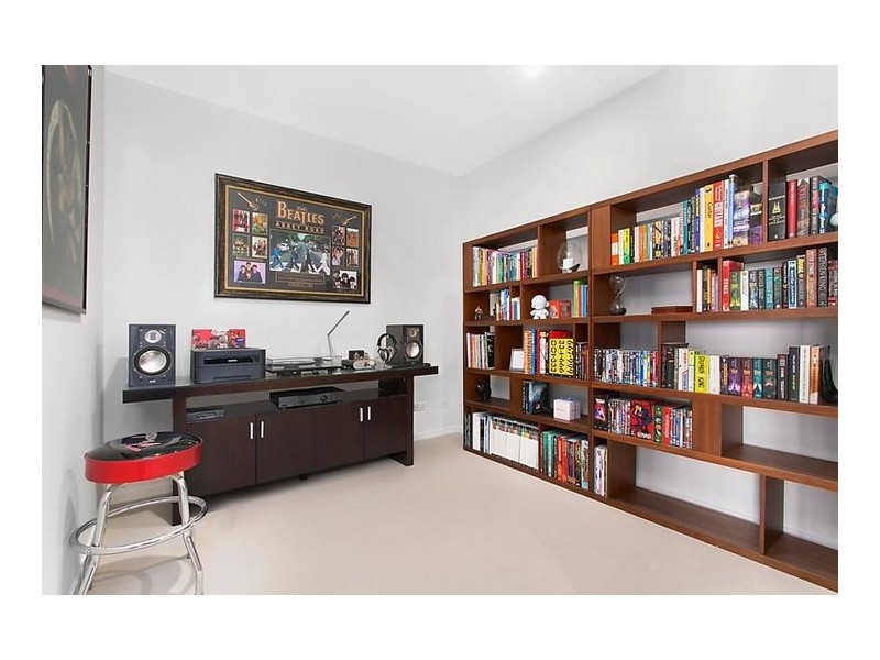 4018/37C Harbour Road, Hamilton QLD 4007