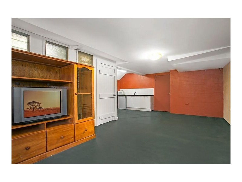 32 Montrose Road, Taringa QLD 4068