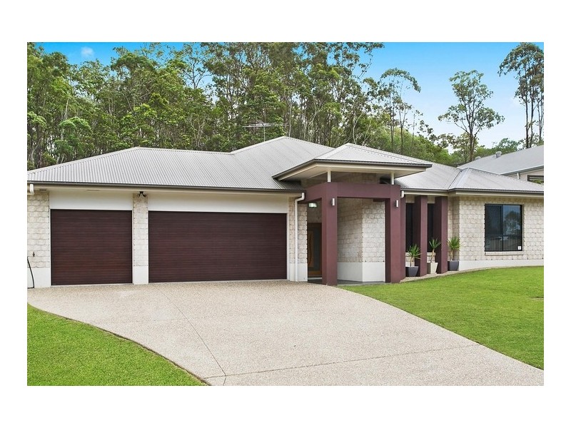 16 Page Close, Cashmere QLD 4500