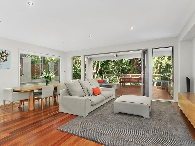 53 Raglan Street, St Lucia QLD 4067