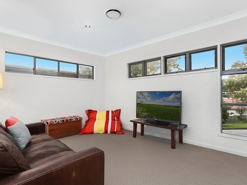 53 Raglan Street, St Lucia QLD 4067