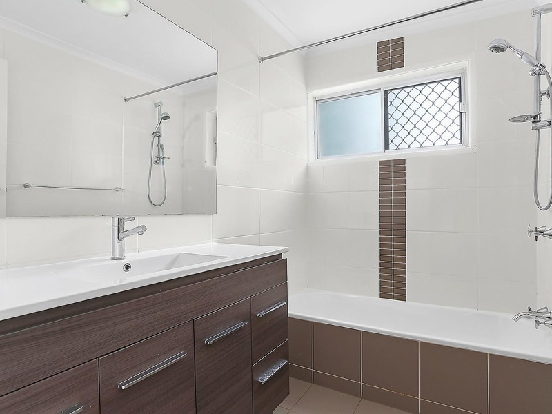 16 Nearco Street, Fig Tree Pocket QLD 4069