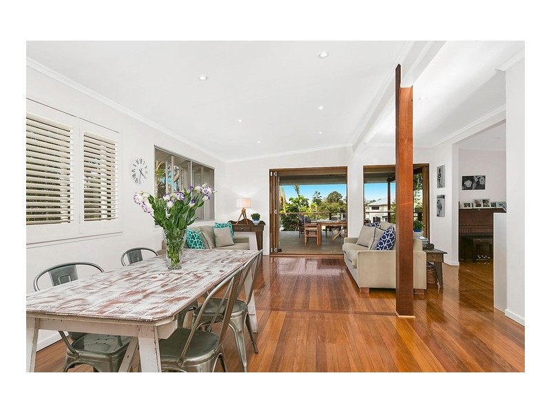 67 Taringa Parade, Indooroopilly QLD 4068