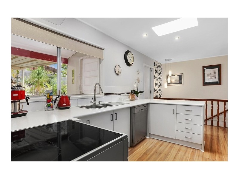 5 Stardust Street, Kenmore QLD 4069
